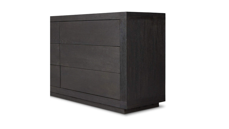 Vanowen Dresser